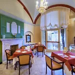 Royal Victoria, By R Collection Varenna