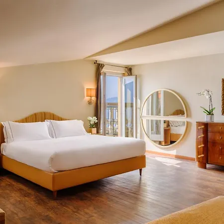 Royal Victoria, By R Collection Otel