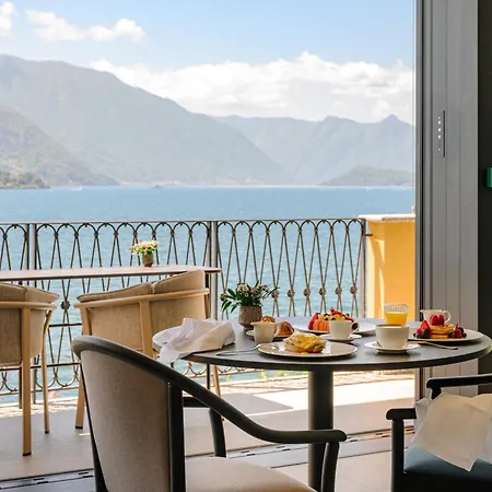 Royal Victoria, By R Collection