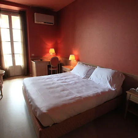 Royal Victoria, By R Collection Hotel