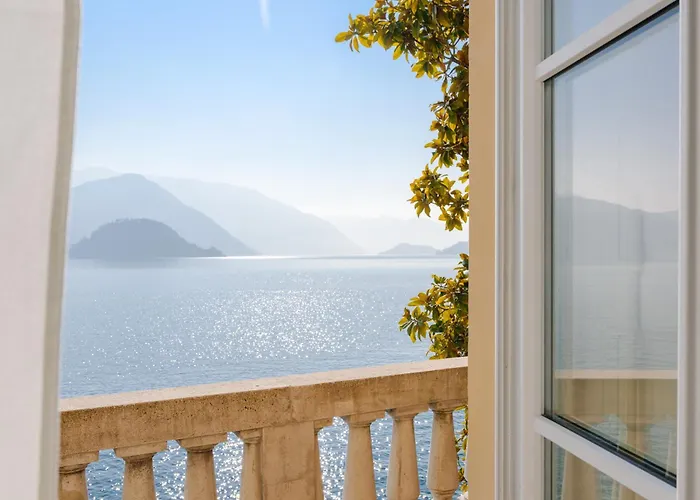 Royal Victoria, By R Collection 4* Varenna