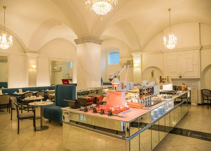 Hotel Royal Victoria, By R Collection 4*