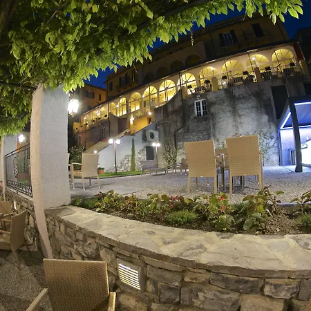 Royal Victoria, By R Collection Βαρένα