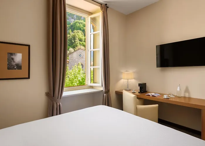 Royal Victoria, By R Collection 4* Varenna