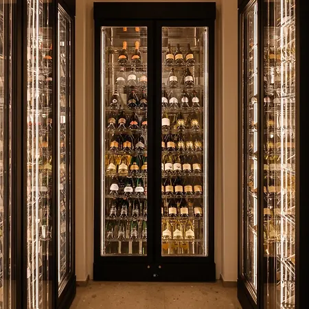 فندق Royal Victoria, By R Collection فارينا